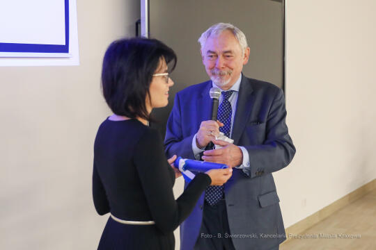 bs_200901_4183.jpg-Rok Szkolny,Majchrowski,Gotyk