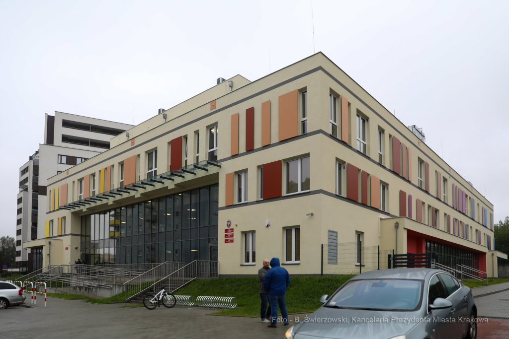 bs_200901_4304.jpg-Rok Szkolny,Majchrowski,Gotyk  Autor: B. Świerzowski