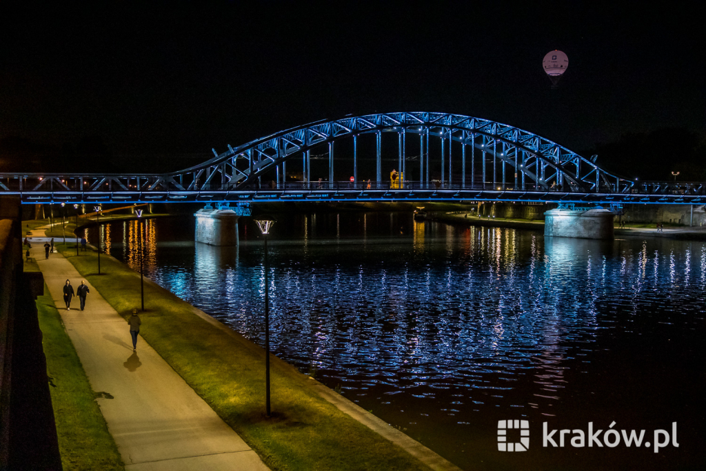 jg1_200902_krpl_2251.jpg-Most Piłsudskiego,iluminacja,Wisła,Noc