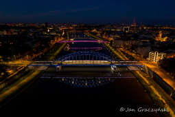 jg1_200902_krpl_dji_0888-hdr.jpg-dron, panorama, most Piłsudskiego, iluminacja, wieczór, logo930