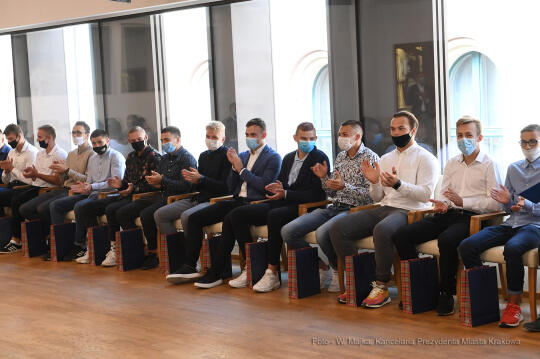 40jpg.jpg-zakończenie sezonu  rugbistek i rugbistów RzKS Juvenii