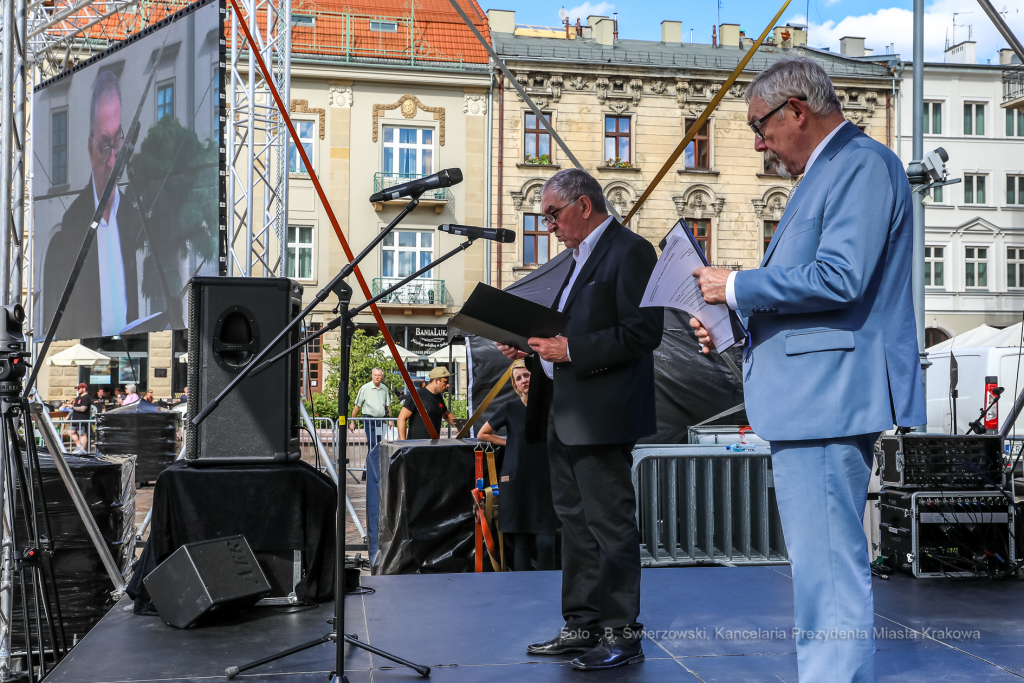 bs-września 05, 2020-img_4711.jpg-Narodowe Czytanie,Balladyna,Majchrowski  Autor: B. Świerzowski