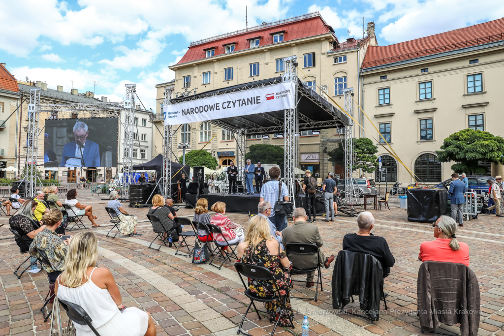 bs-września 05, 2020-img_4747.jpg-Narodowe Czytanie,Balladyna,Majchrowski  Autor: B. Świerzowski