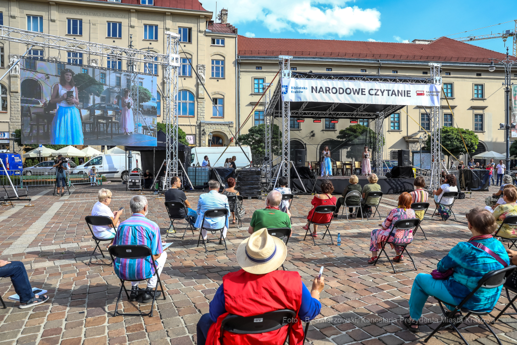 bs-września 05, 2020-img_4795.jpg-Narodowe Czytanie,Balladyna,Majchrowski  Autor: B. Świerzowski