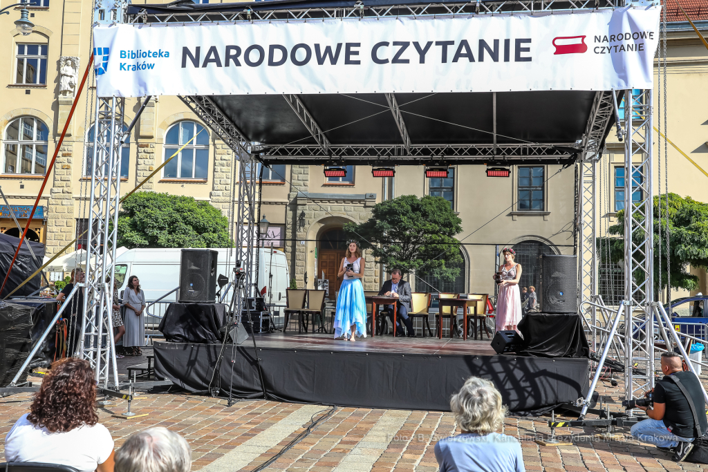 bs-września 05, 2020-img_4806.jpg-Narodowe Czytanie,Balladyna,Majchrowski  Autor: B. Świerzowski