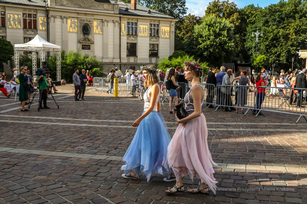 bs-września 05, 2020-img_4816.jpg-Narodowe Czytanie,Balladyna,Majchrowski  Autor: B. Świerzowski