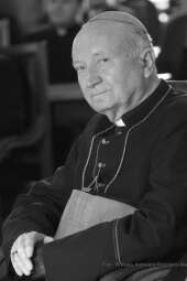 04jpg.jpg-Kardynał Marian Jaworski