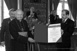 05jpg.jpg-Kardynał Marian Jaworski