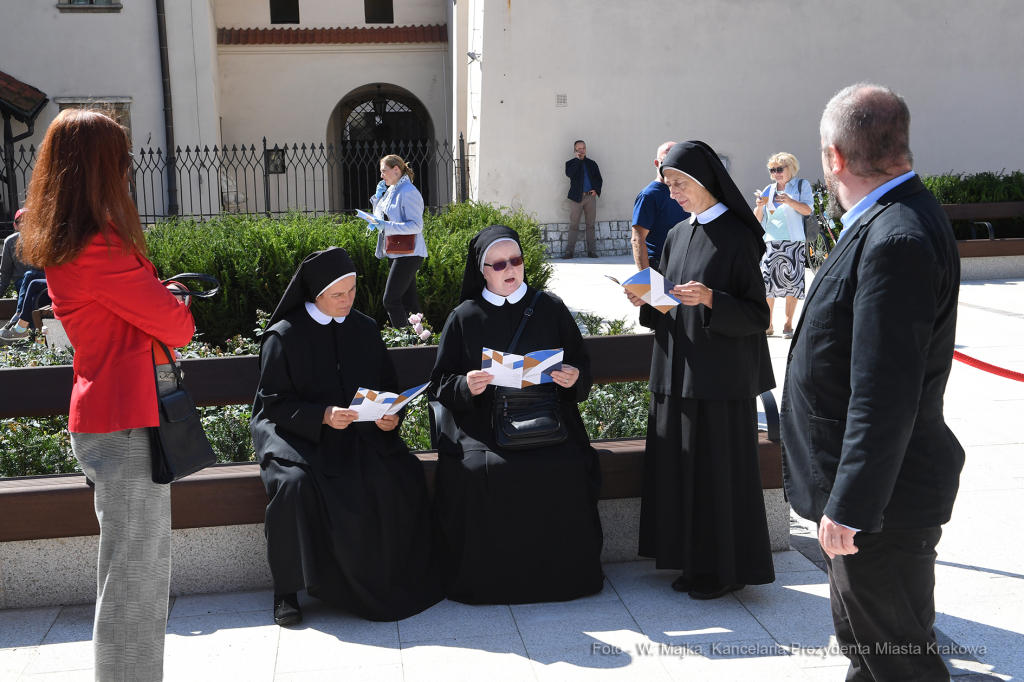 01jpg.jpg-otwarcie placu Świętego Ducha  Autor: W. Majka