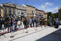 07jpg.jpg-otwarcie placu Świętego Ducha