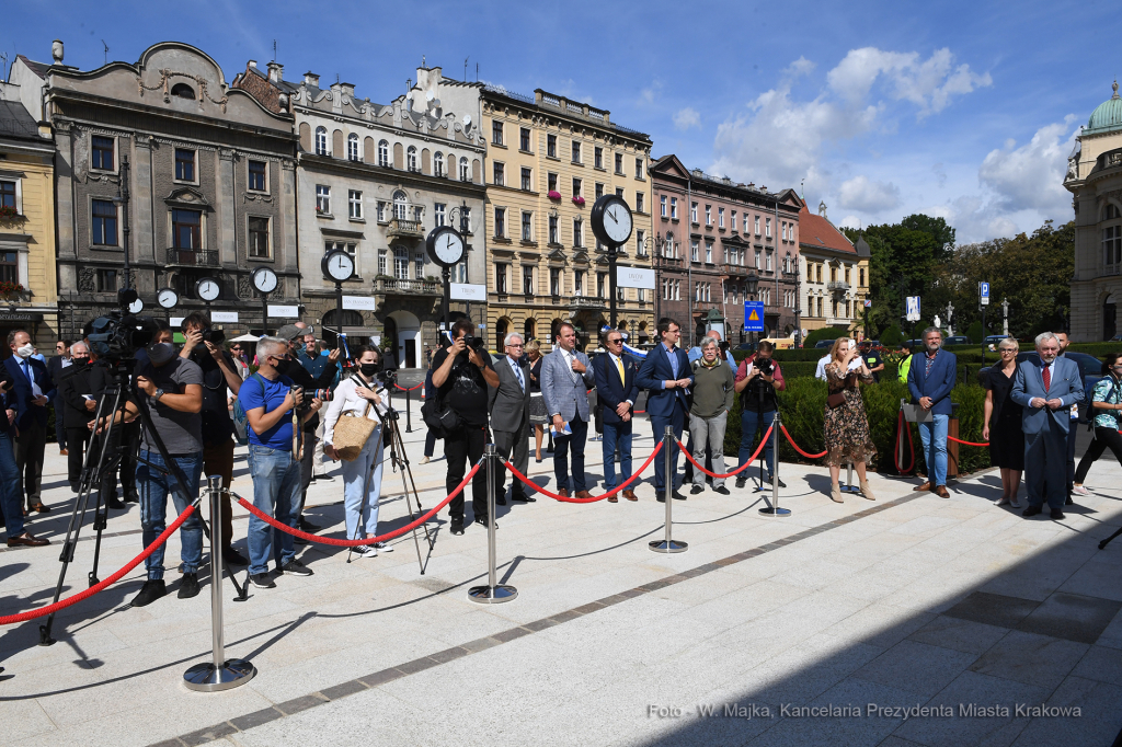 07jpg.jpg-otwarcie placu Świętego Ducha  Autor: W. Majka