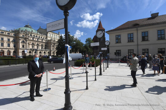 13jpg.jpg-otwarcie placu Świętego Ducha