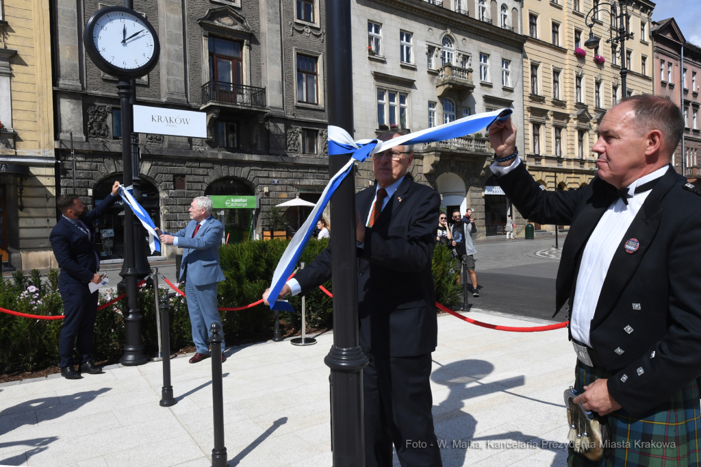 17jpg.jpg-otwarcie placu Świętego Ducha  Autor: W. Majka