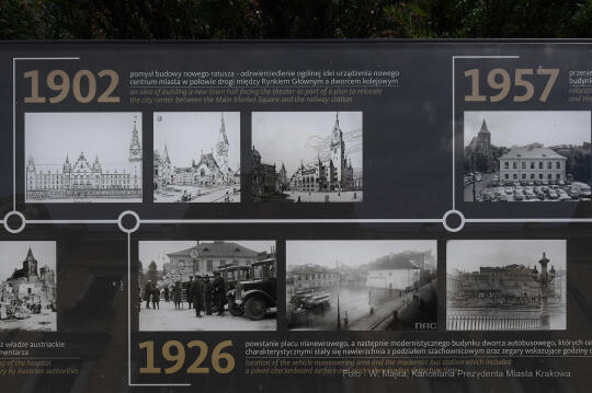 30jpg.jpg-otwarcie placu Świętego Ducha