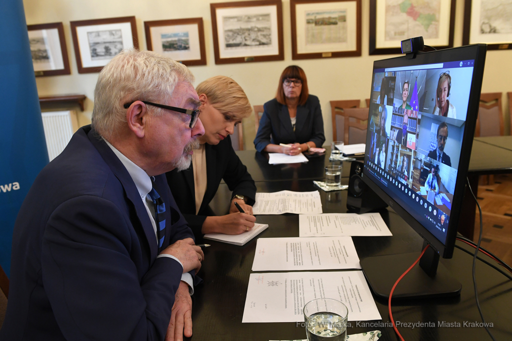 04jpg.jpg-Spotkanie online z wiceprzewodniczącą Komisji Europejskiej Margrethe Vestager  Autor: W. Majka