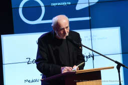 17jpg.jpg-Krystyna Zachwatowicz - Medal za Mądrość Obywaterlską