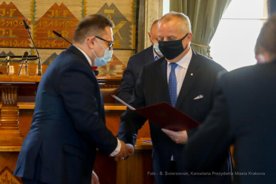 bs_200926_7110.jpg-Teraz Polska, Majchrowski