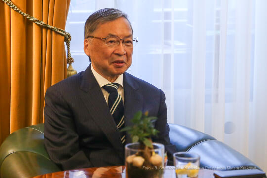 bs_201001_0040.jpg-Ambasador Japonii, Majchrowski,Spotkanie