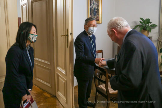 bs_201001_9987.jpg-Ambasador Japonii, Majchrowski,Spotkanie