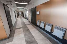 dsc_0980.jpg-Budynek tzw. starego Paderevianum po remoncie