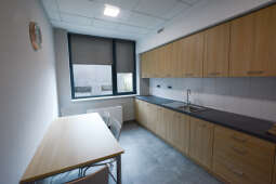 dsc_1255.jpg-Budynek tzw. starego Paderevianum po remoncie