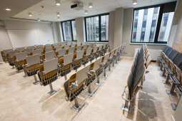 dsc_1334.jpg-Budynek tzw. starego Paderevianum po remoncie