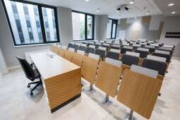 dsc_1352.jpg-Budynek tzw. starego Paderevianum po remoncie