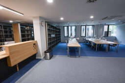 dsc_1391.jpg-Budynek tzw. starego Paderevianum po remoncie