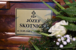 02jpg.jpg-pogrzeb dyr. Józefa Skotnickiego