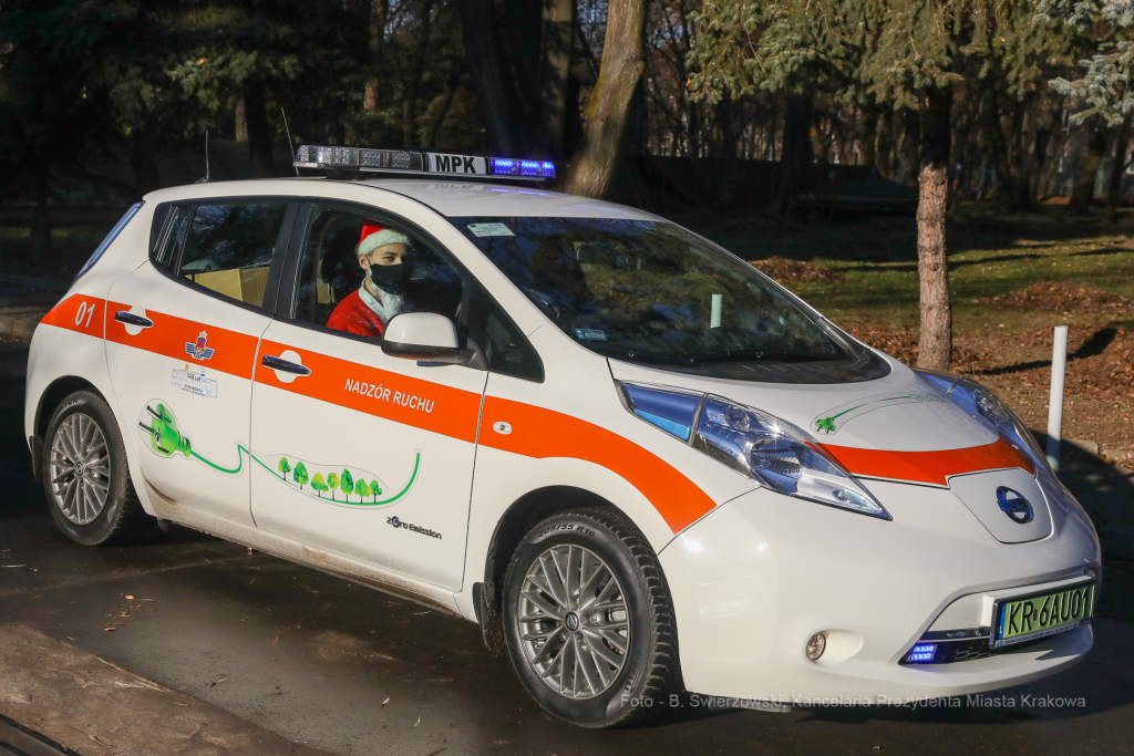 bs-grudnia 06, 2020-033a2272.jpg-Mikołaj, Szpital,  Dzieci  Autor: B. Świerzowski