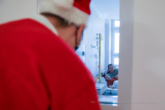 bs-grudnia 06, 2020-033a2352.jpg-Mikołaj, Szpital,  Dzieci