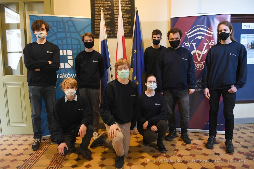 05jpg.jpg-Drużyna V LO  Autor: W. Majka