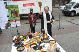 bs_201220_2942.jpg-Wigilia dla Bezdomnych, Kulig, Kościuszko, Rynek