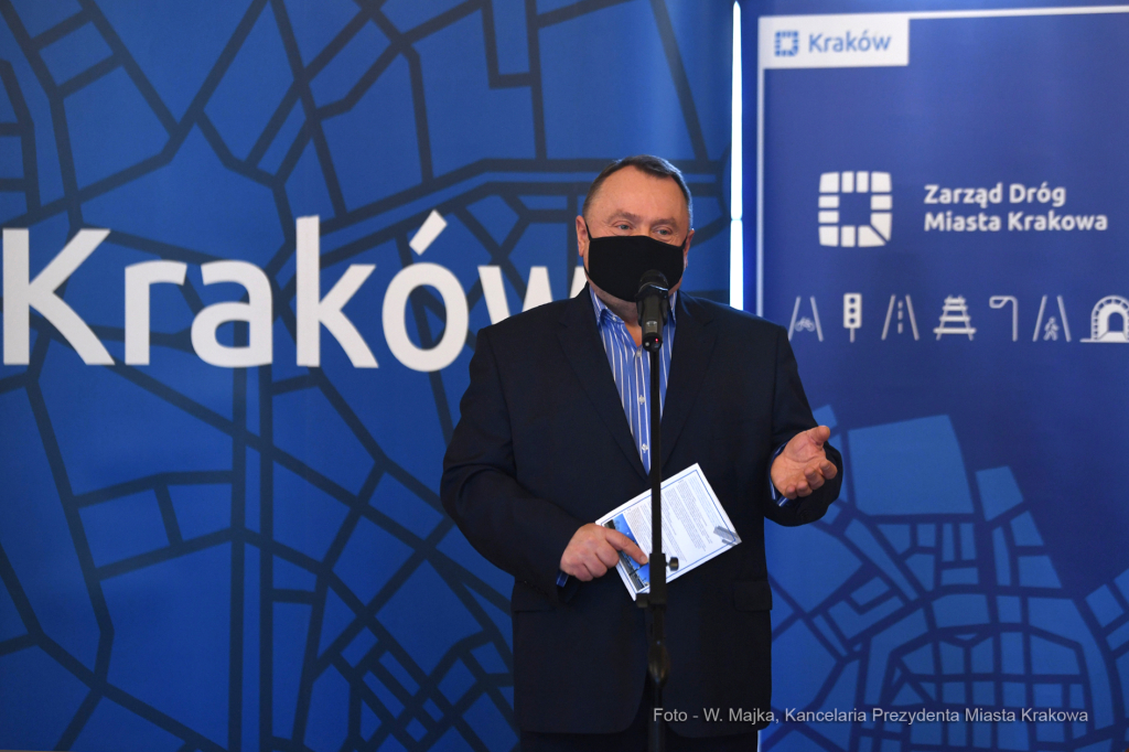 01jpg.jpg-umowa na tramwaj do Mistrzejowic  Autor: W. Majka