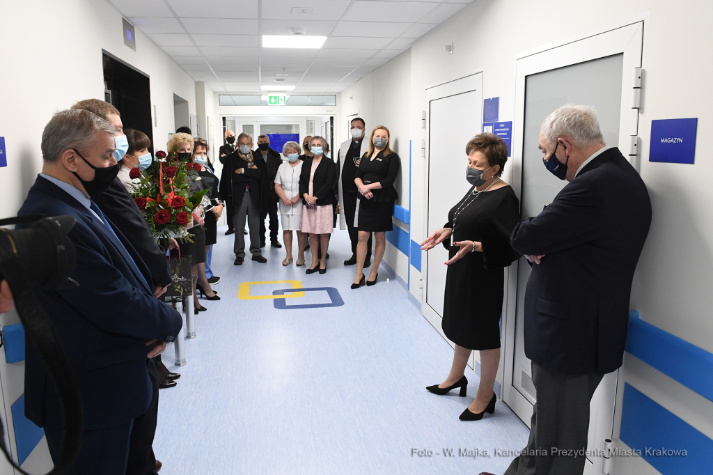 02jpg.jpg-Szpital Narutowicza  Autor: W. Majka