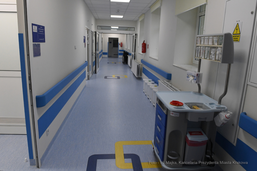 16jpg.jpg-Szpital Narutowicza  Autor: W. Majka