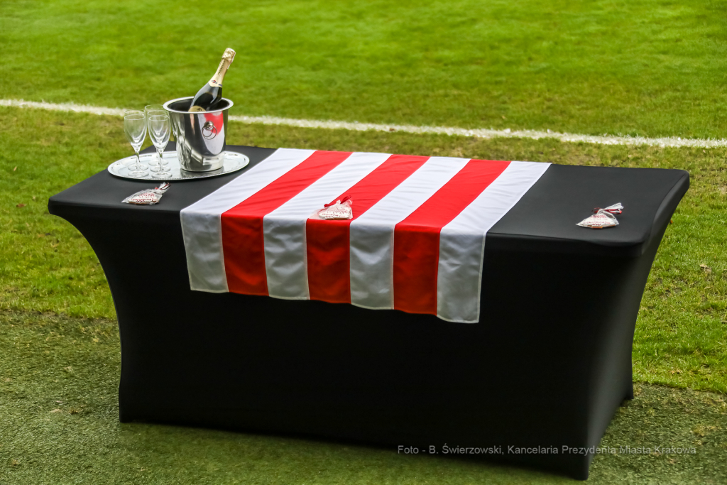 bs-stycznia 01, 2021-033a3608.jpg-Cracovia, Kozioł, Trening, Nowy Rok  Autor: B. Świerzowski