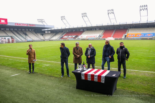 bs-stycznia 01, 2021-033a3621.jpg-Cracovia, Kozioł, Trening, Nowy Rok