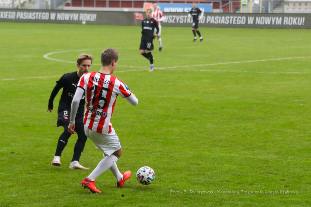 bs-stycznia 01, 2021-033a3696.jpg-Cracovia, Kozioł, Trening, Nowy Rok  Autor: B. Świerzowski