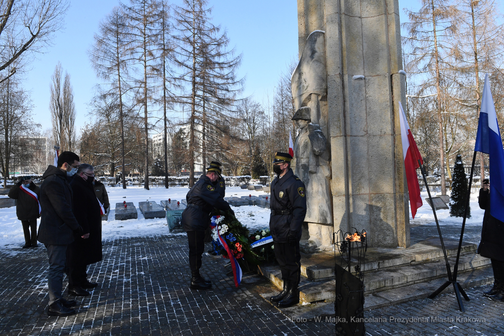08jpg.jpg-zakończenie okupacji hitlerowskiej  Autor: W. Majka