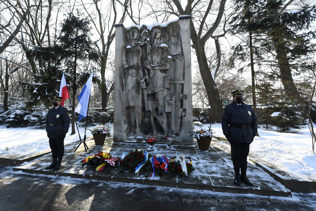 28jpg.jpg-zakończenie okupacji hitlerowskiej  Autor: W. Majka