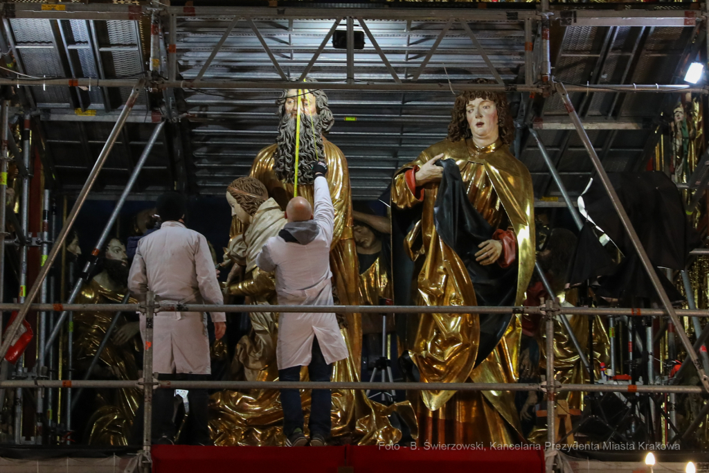 bs_210122_4710.jpg-Ołtarz Wita Stwosza, Majchrowski,  Autor: B. Świerzowski