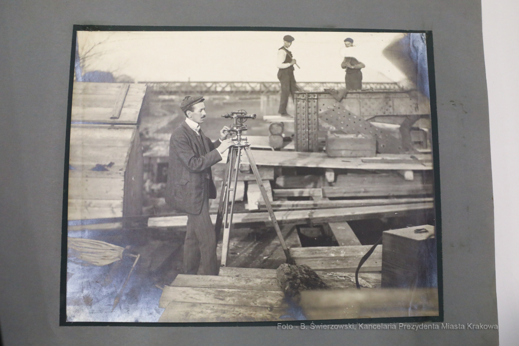 bs_210126_5187.jpg-MuFo, Wizyta, Majchrowski  Autor: B. Świerzowski