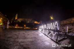 jg1_210221_krpl_.jpg-Nim wstanie dzień – spacer po krakowskich instalacjach artystycznych