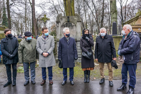 bs_210305_00126.jpg-Ks. Musiał, Piaskowski