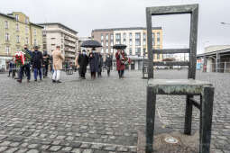 bs_210312_2347.jpg-Marsz, Kwiaty, Majchrowski, Likwidacja Getta