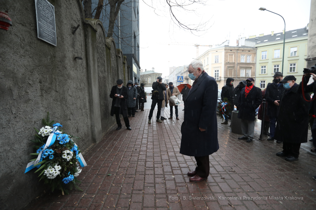 bs_210312_2387.jpg-Marsz, Kwiaty, Majchrowski, Likwidacja Getta  Autor: B. Świerzowski