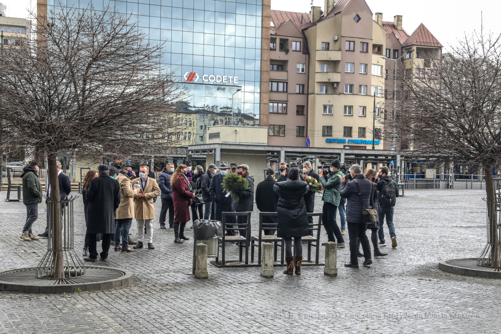 bs_210312_8168.jpg-Marsz, Kwiaty, Majchrowski, Likwidacja Getta  Autor: B. Świerzowski