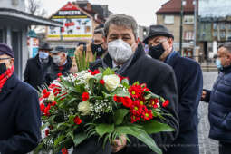 bs_210312_8185.jpg-Marsz, Kwiaty, Majchrowski, Likwidacja Getta