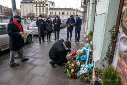 bs_210312_8228.jpg-Marsz, Kwiaty, Majchrowski, Likwidacja Getta